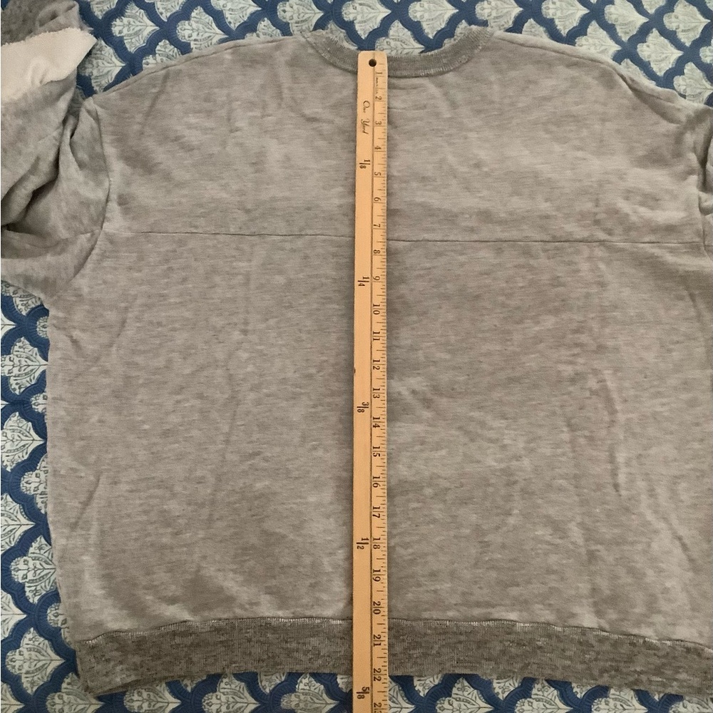 The Great. Gray Ruffle Sweatshirt Sz 3 L - Picture 10 of 11